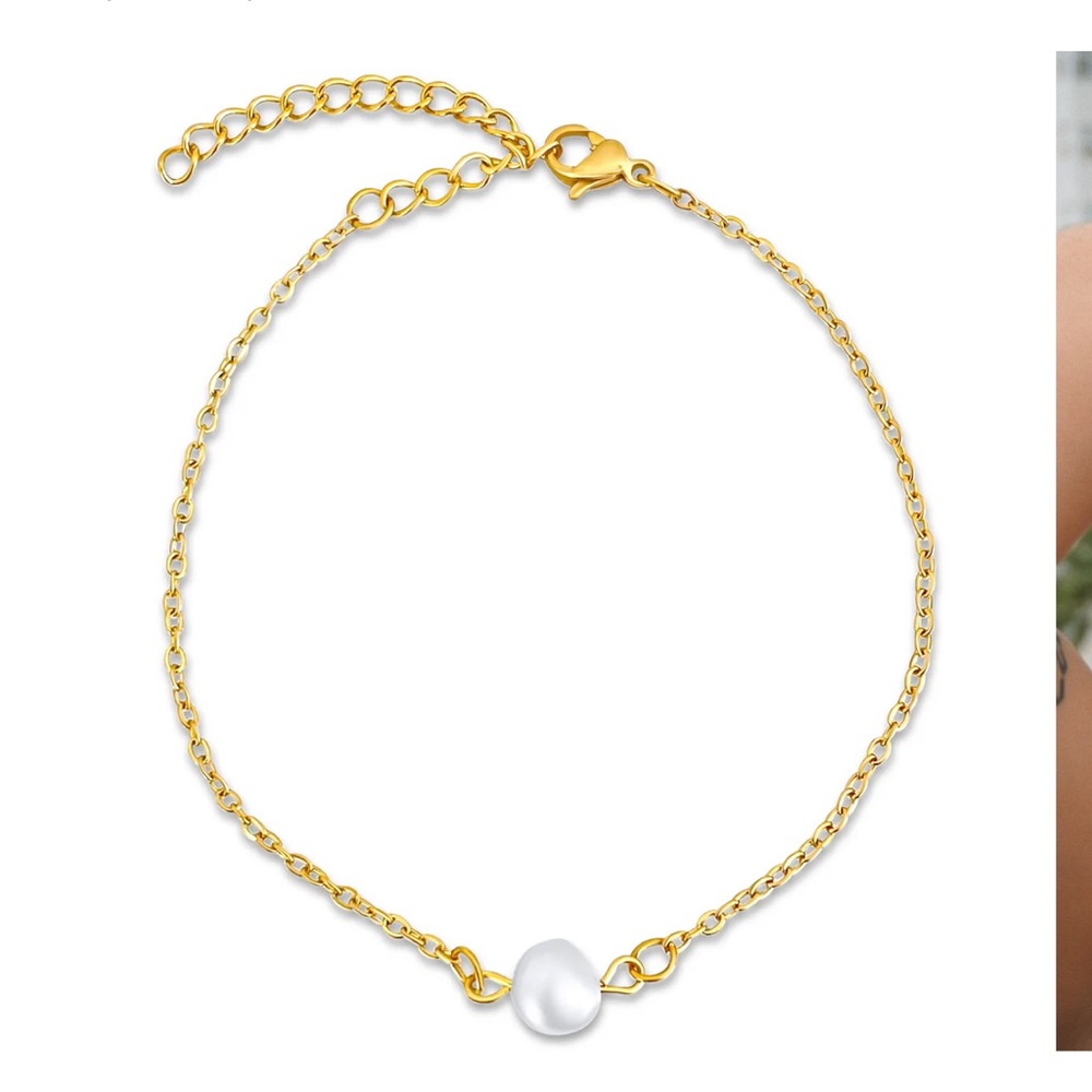 Pearl bracelet